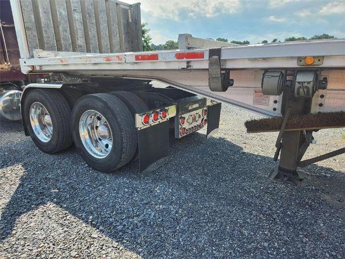 Used 2006 Peterbilt 379