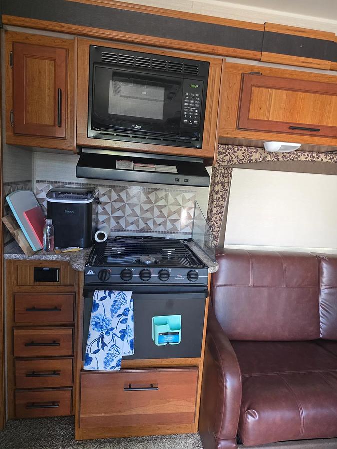 Used 2018 Jayco Redhawk 31XL