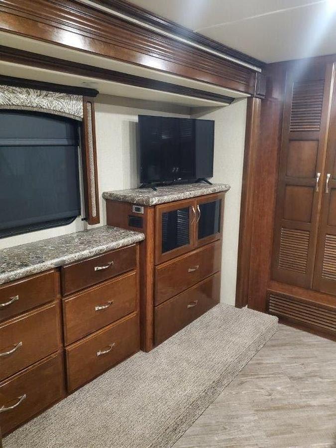 Used 2019 Fleetwood 2019 Fleetwood Pace Arrow LXE 37RClass A Motorhome