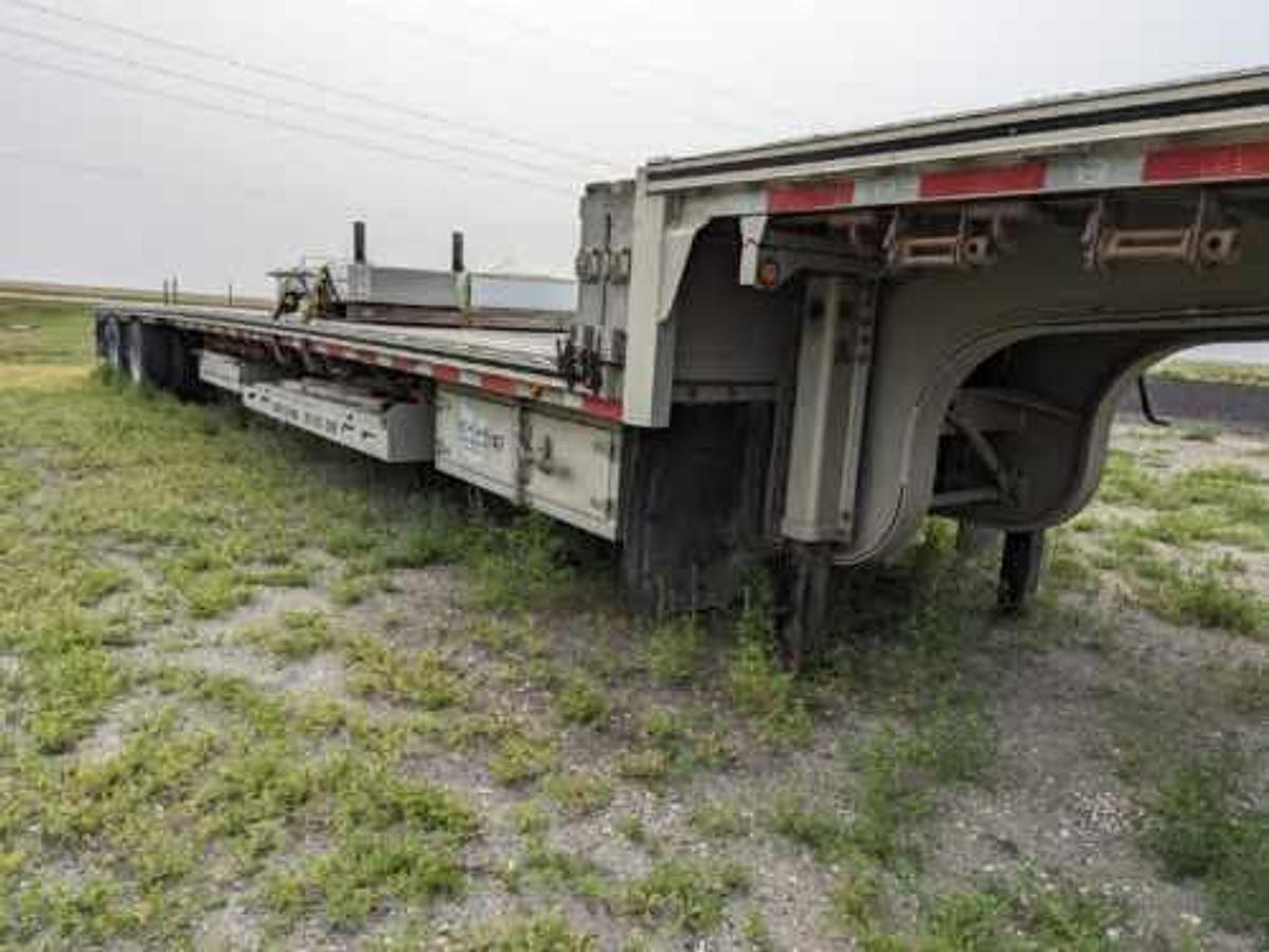 Used 2019 MAC Step Deck Semi Trailer