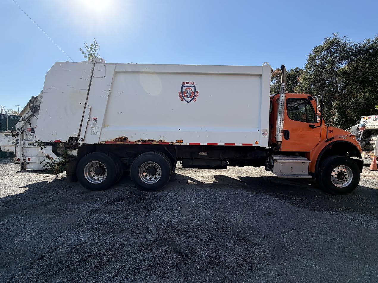 Used 2016 Freightliner 25 Yd Heil Garbage Truck