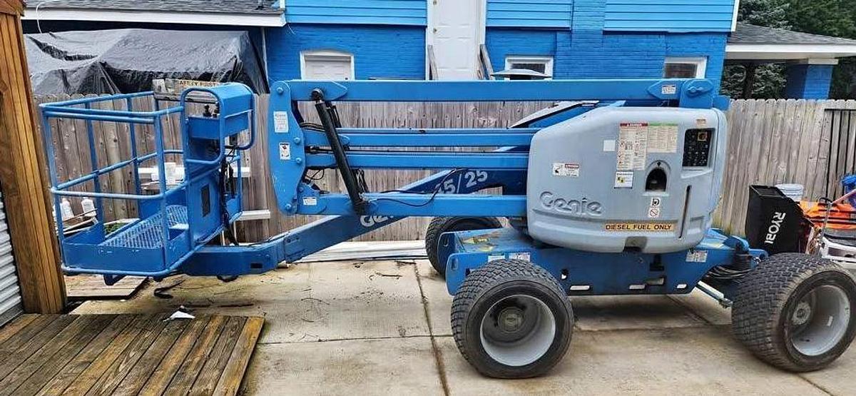 Used 2005 GENIE Z45/25