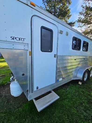 Used 2009 Exiss Sport 2 Horse Trailer with Living Quarters