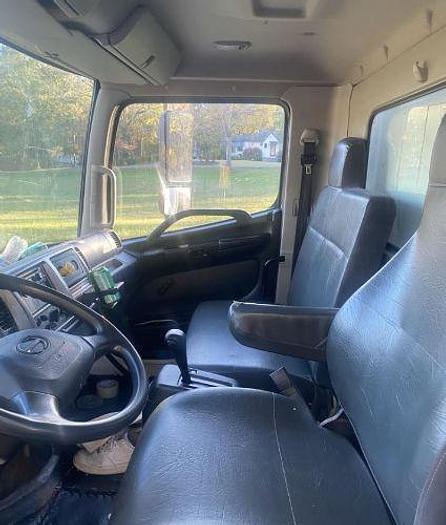 Used 2016 Hino 268 Box Truck