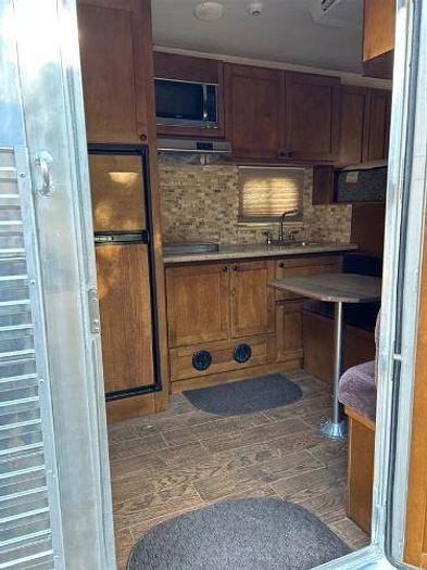 Used 1996 4 Star 902875 4 Horse Trailer with Living Quarters