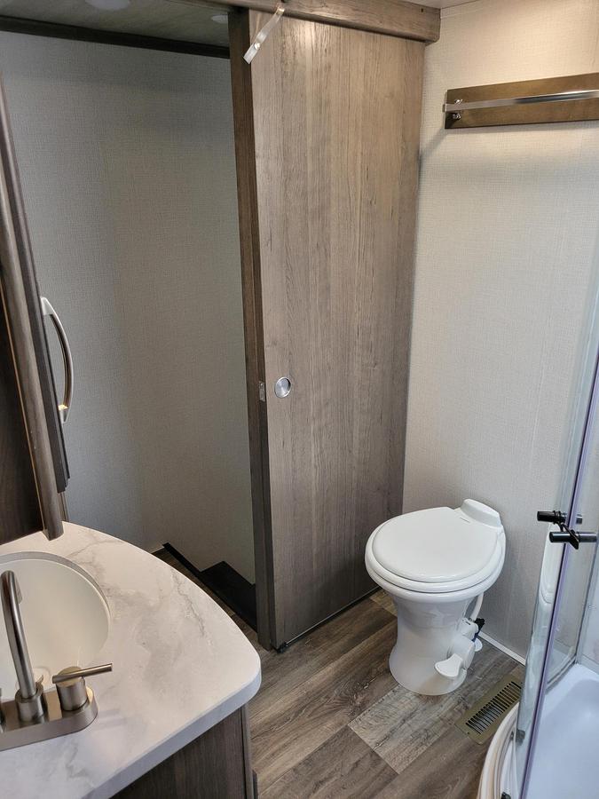 Used 2022 Keystone Cougar 364BHL