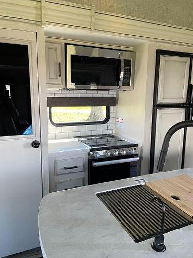 Used 2022 Jayco Eagle 355MBQS
