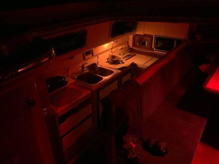 Used 1990 Endeavour Intercat 1500