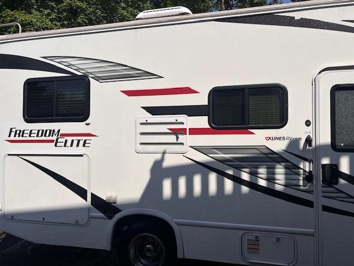 Used 2020 Thor Motor Coach Freedom Elite 22HE Class C Motorhome