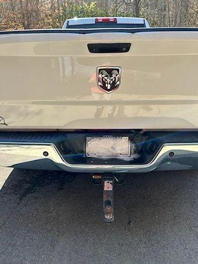 Used 2021 Vanleigh Vilano 320GK and 2017 Dodge RAM 3500