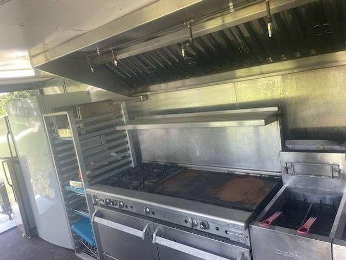 Used 2005 Gator Tail Trailers Heavy Haul Food Truck