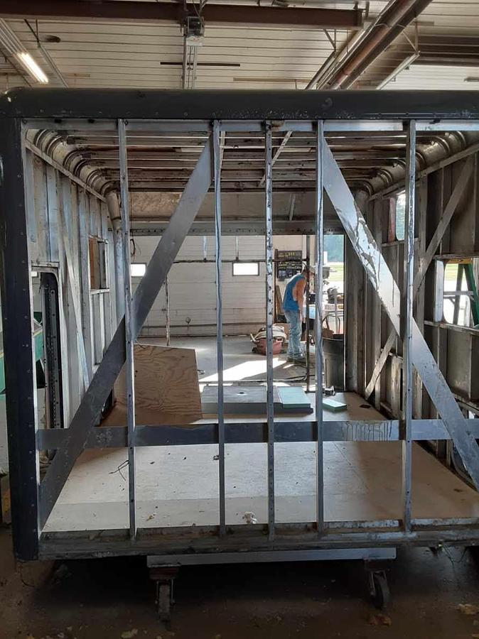 Used 2000 Kenworth W900 Conventional Sleeper Semi