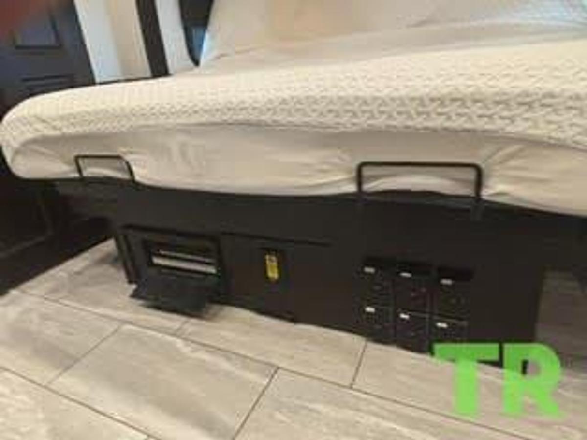 Used 2023 Forest River Berkshire XLT 45E