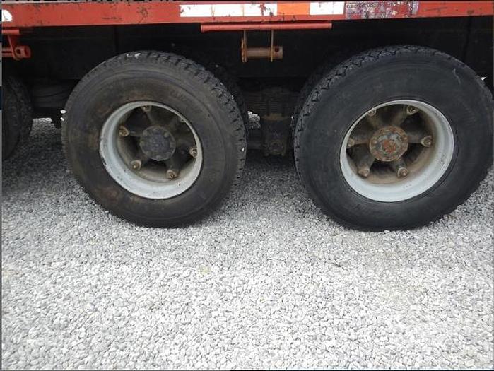 Used 1992 Ford L9000 With Mounted On 1992 IMT 13034 Knuckle Boom Crane