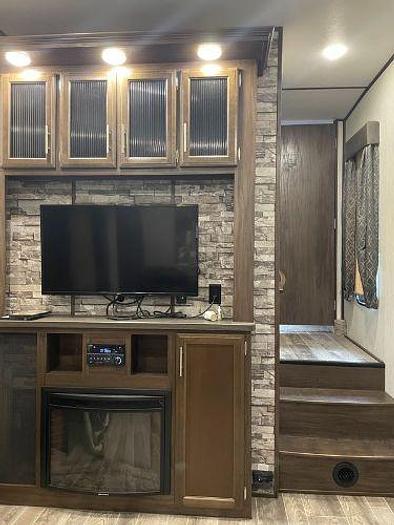 Used 2019 Forest River Artic wolf