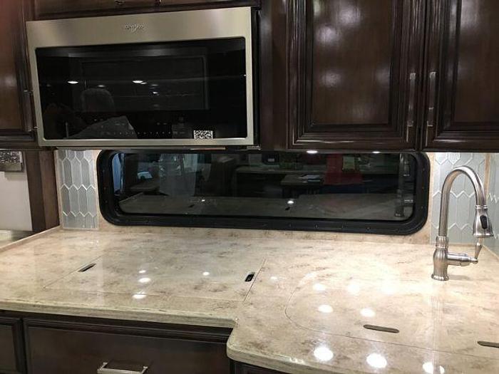 Used 2020 Newmar London Aire 4551