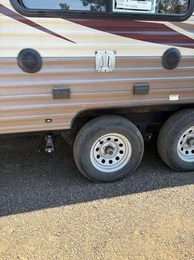 Used 2015 Forest River Grey Wolf Rv 23" Travel Trailer