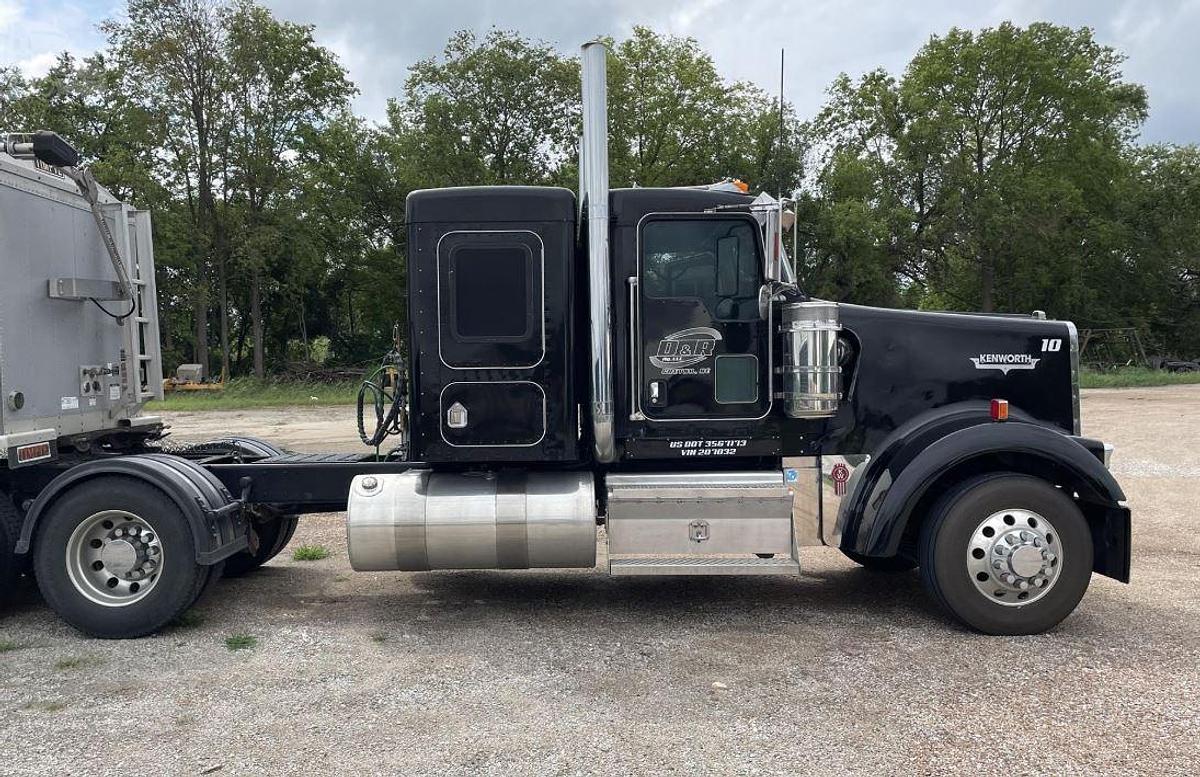 Used 2007 KENWORTH W900