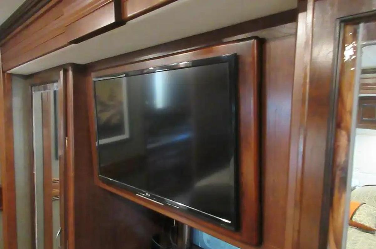 Used 2017 Fleetwood Pace Arrow LXE 38K Class A Motorhome