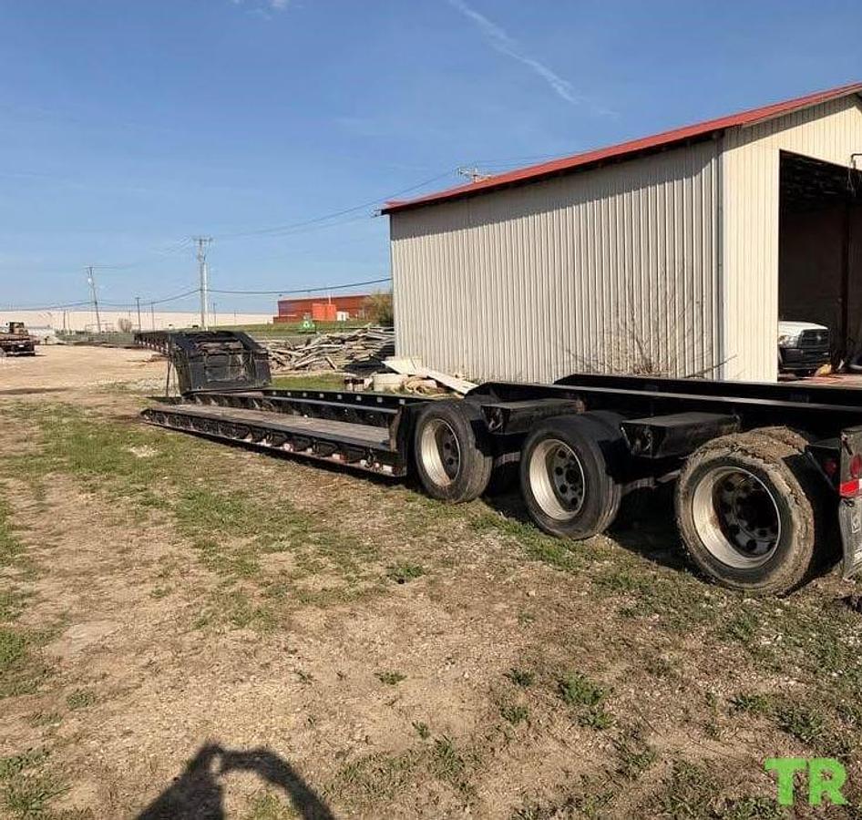 Used 2011 Trail King 55-Ton Hydraulic Detachable Gooseneck Lowboy Trailer