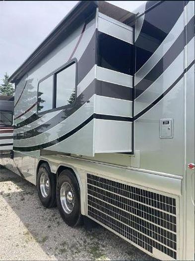 Used 2004 Country Coach Intrigue Montage