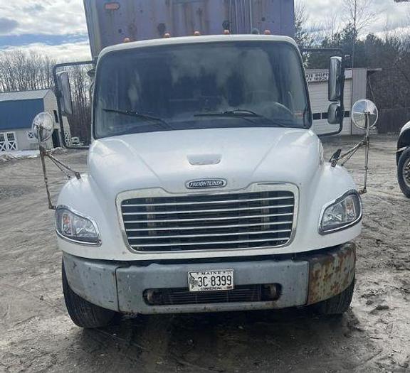 Used 2007 Freightliner Business Class M2 100