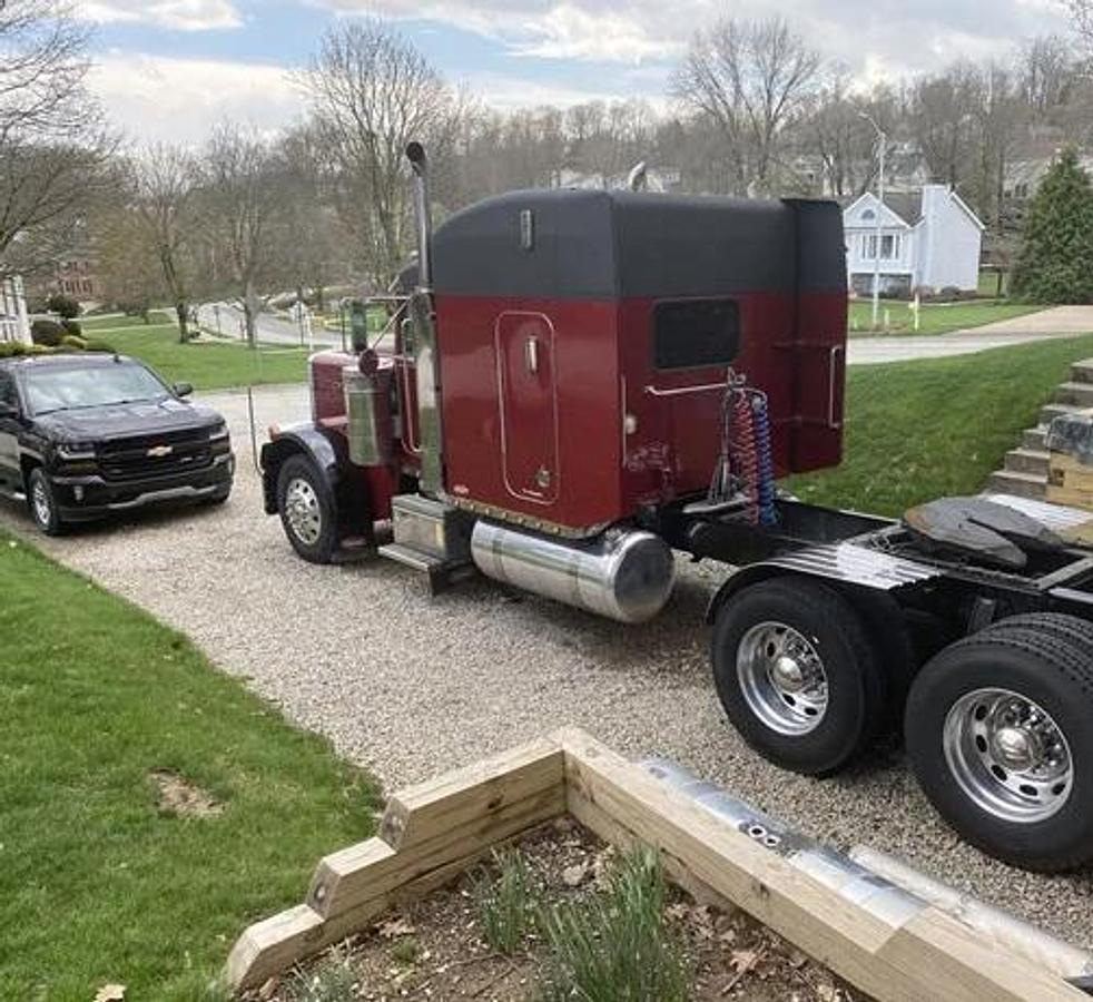 Used 2003 Peterbilt 379EXHD Extended Hood