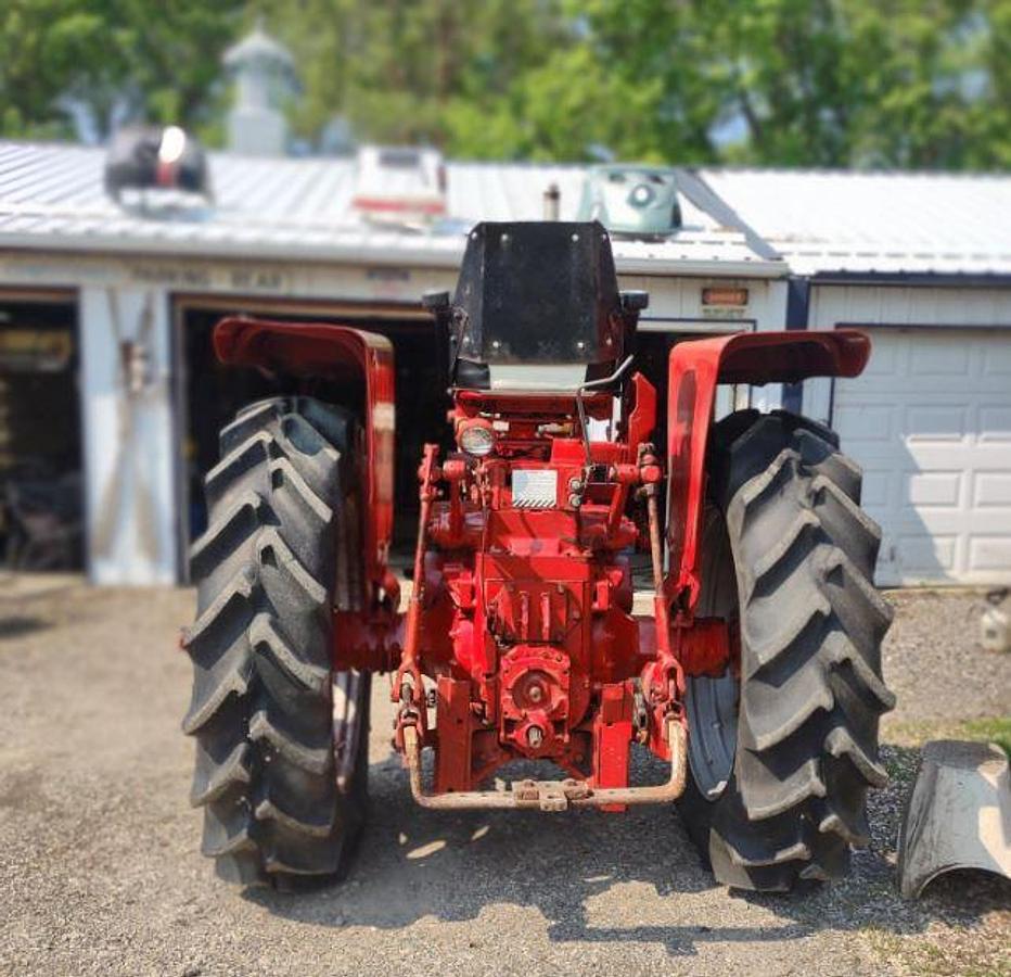 Used 1964 International 706