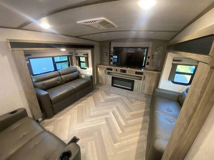 Used 2021 Forest River Salem Hemisphere 378FL