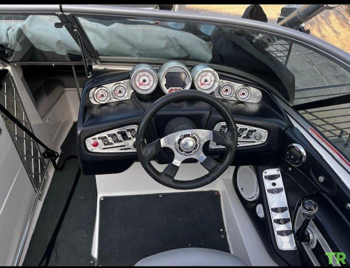 Used 2008 MasterCraft X2 Wakeboard Boat