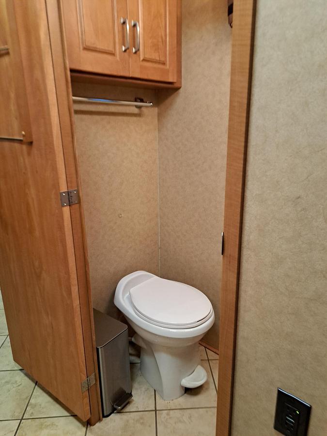 Used 2008 Winnebago Tour 40FD