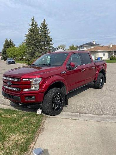 Used 2018 Ford F350 Platinum SuperCrew 3.5L Eco-Boost 4x4.