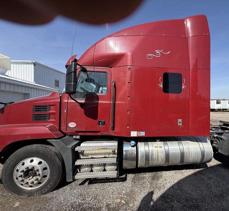 Used 2020 Mack Anthem 64T