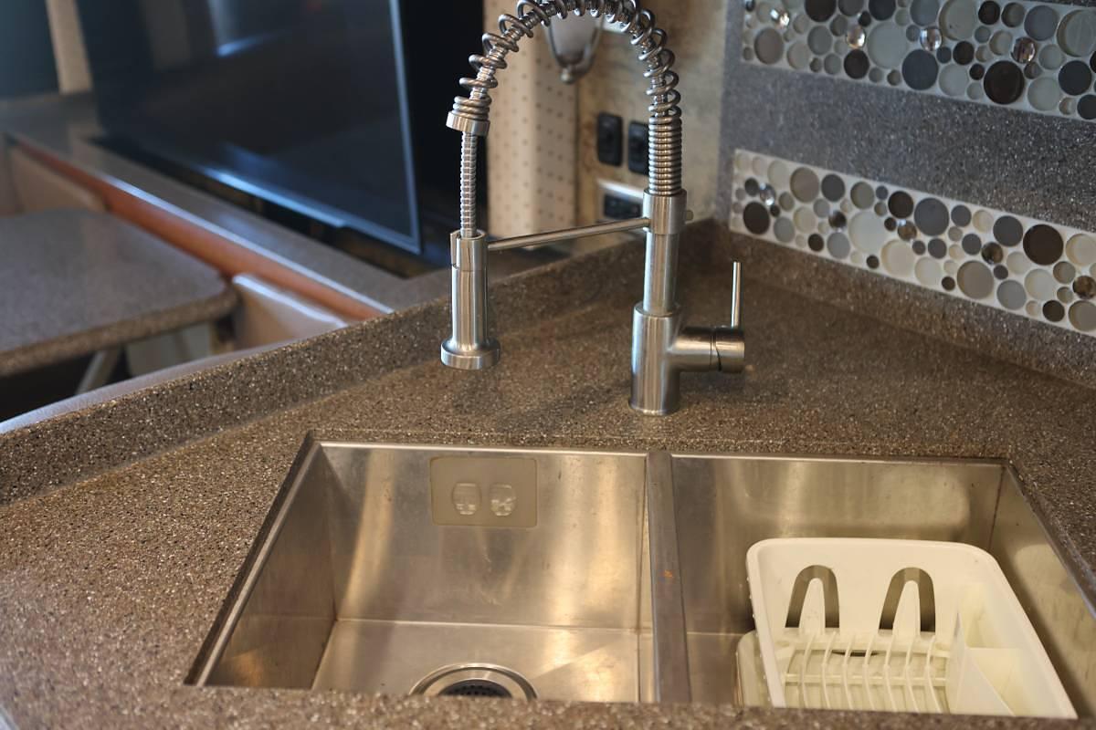 Used 2017 Newmar Ventana 3412 Class A Motorhome