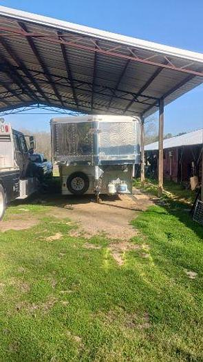 Used 2008 Dream Coach 3 Horse