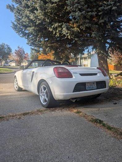 Used 2000 Toyota MR2 Spyder