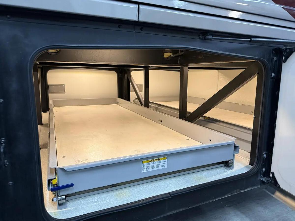 Used 2022 Fleetwood Discovery LXE 44H