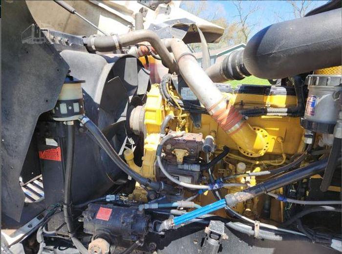 Used 2003 INTERNATIONAL 9900i