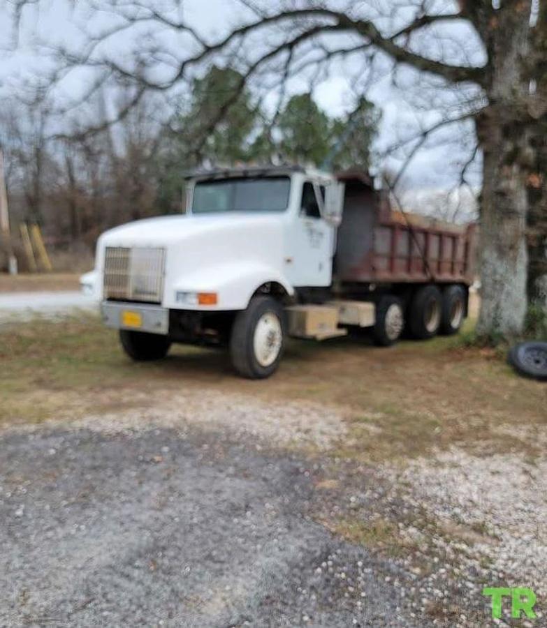 Used 1993 International 9400 Dump Truck