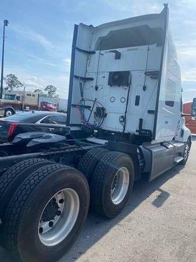 Used 2018 INTERNATIONAL LT Navistar