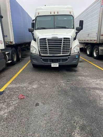 Used 2016 Freightliner Cascadia