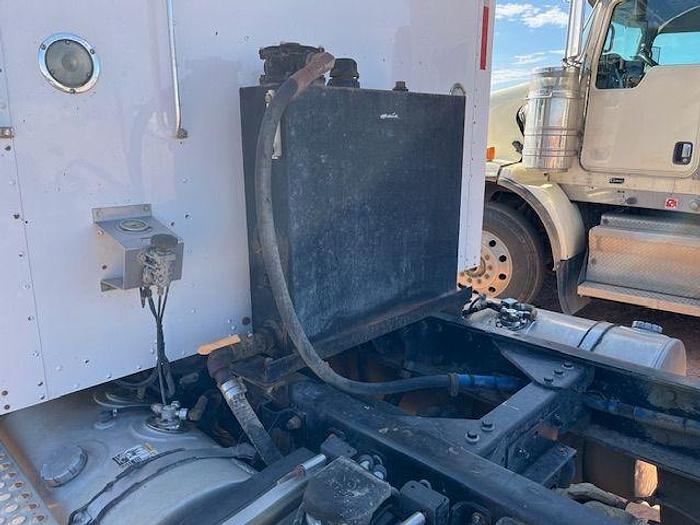 Used 2014 KENWORTH T800