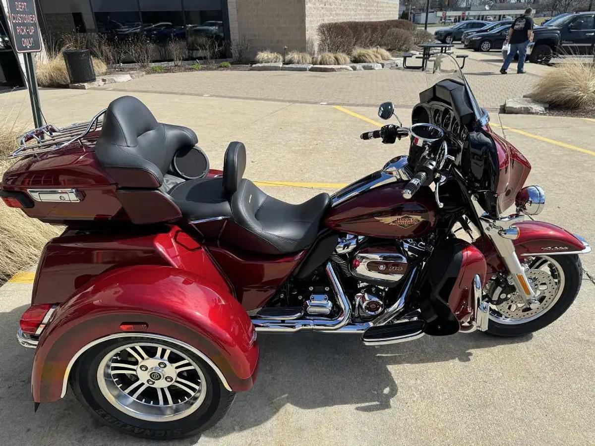Used 2023 Harley-Davidson Tri Glide Ultra 120th Anniversary Edition
