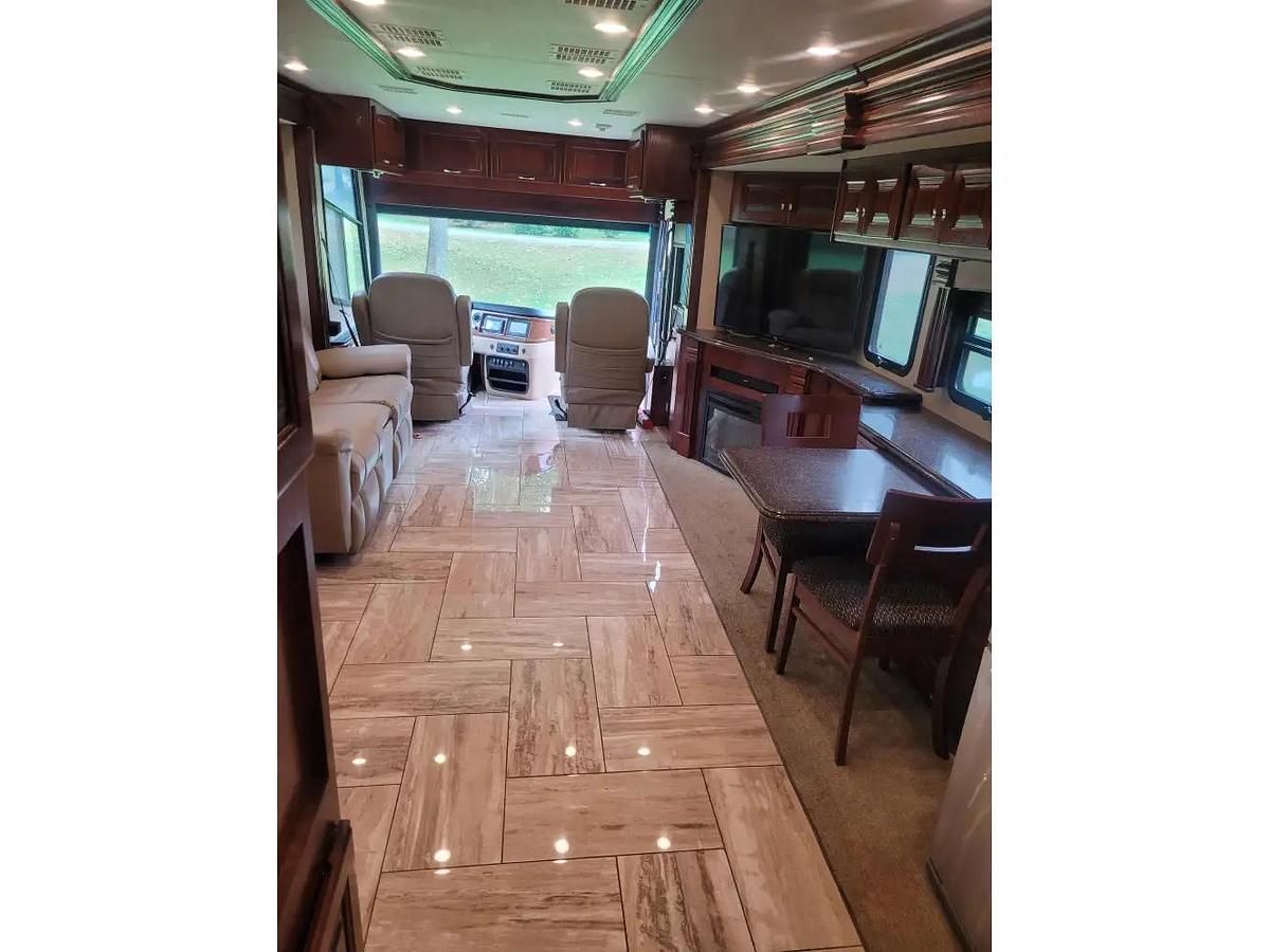 Used 2017 Fleetwood Discovery 37R Class A Motorhome