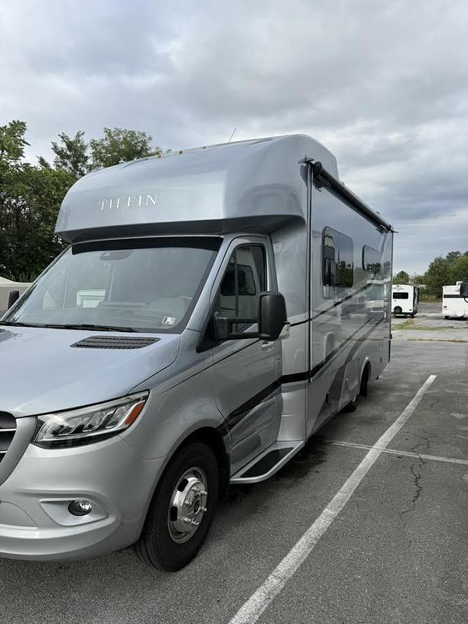 Used 2022 Tiffin Motorhomes Wayfarer 25RW Class C Motorhome