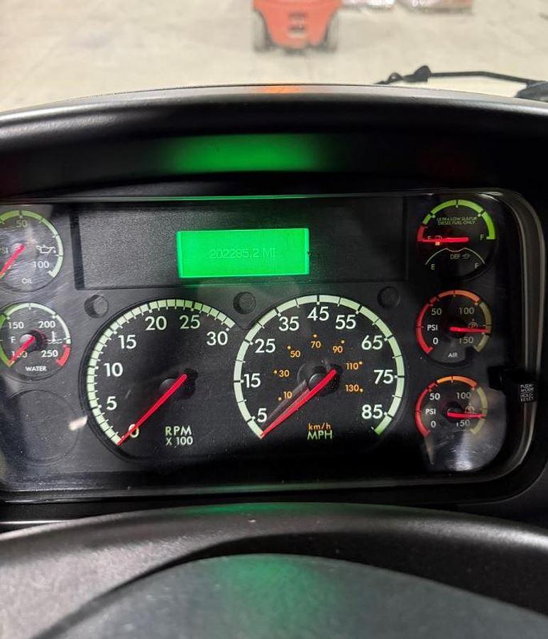 Used 2016 Freightliner M2