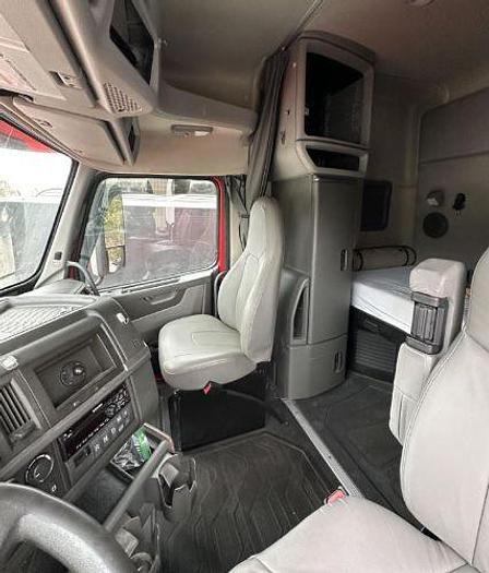 Used 2019 Volvo VNL64T740