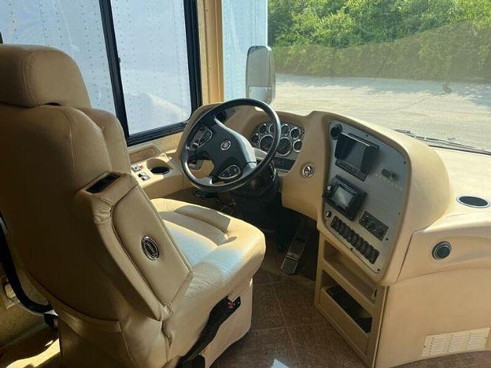 Used 2010 Newmar Ventana 4386