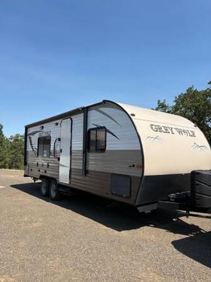 Used 2015 Forest River Grey Wolf Rv 23" Travel Trailer