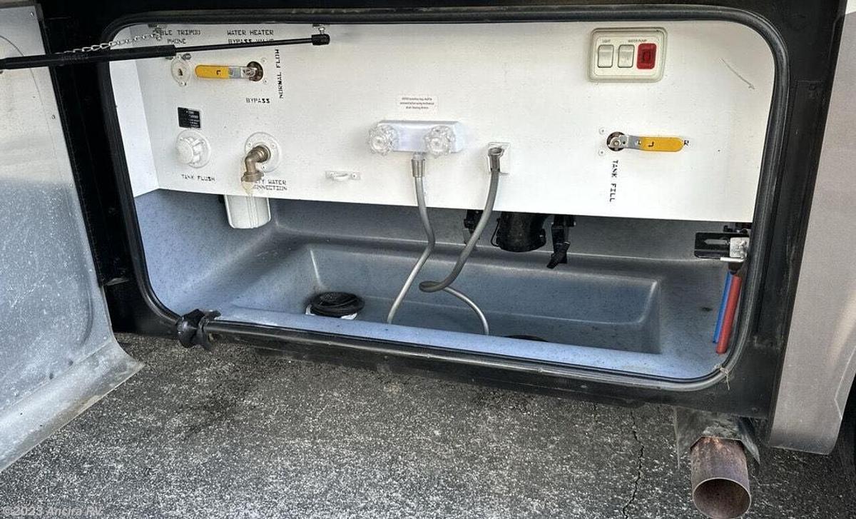 Used 2014 Tiffin Allegro Open Road 32CA